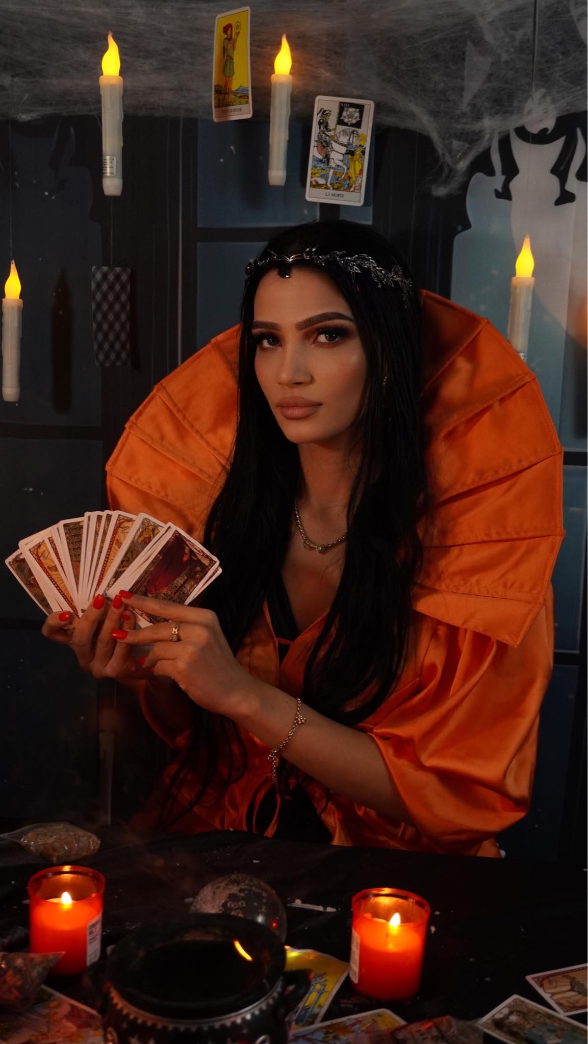 Clarvăzătoare și simboluri astrologice